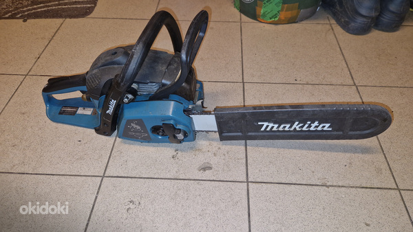 Makita bensiini saag