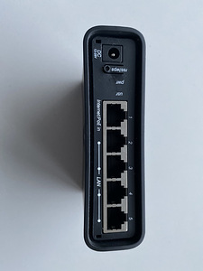 Mikrotik RouterBoard hAP AC Lite Tower RB952Ui-5ac2nD-TC (2 foto / 4)