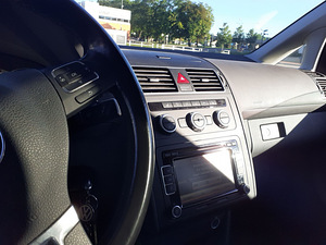 Продам WV TOURAN 110kw 2014 (8 фото из 14)
