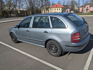 Skoda Fabia 1.4 на украинских номерах (3 foto / 9)