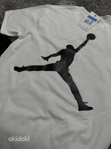Jordani suure logoga T-särk (foto #1)