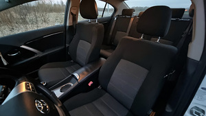 Toyota Avensis 2013 FACELIFT, 2.0 85kw (3 foto / 4)