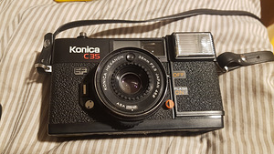 Konica c35, konica efp 3.minolta af-s (4 foto / 4)