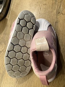 Müüa laste Adidas tossud nr 30 (2 foto / 5)