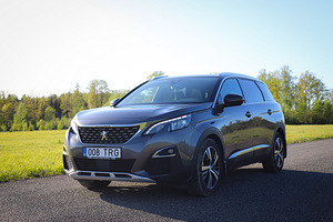 Peugeot 5008 GT Line, 2.0 130kw (3 foto / 14)