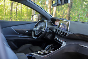 Peugeot 5008 GT Line, 2.0 130kw (12 foto / 14)