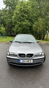 BMW 318i 2.0 (2 foto / 11)