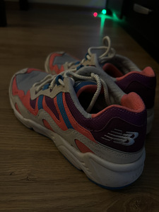 New Balance tossud (2 foto / 3)