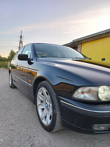 Продам BMW e39 523i (13 фото из 14)