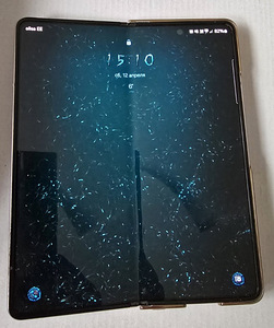 Müüa telefon Z fold 4 (3 foto / 4)