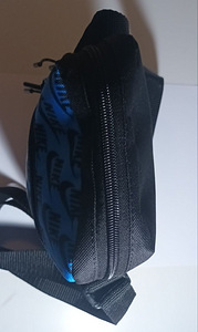 Сумка через плечо Nike». (6 фото из 9)