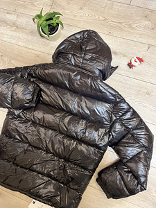 Moncler must tepitud jope (M,) (5 foto / 5)