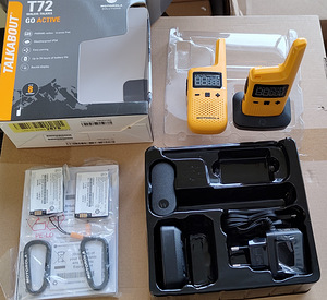 Motorola T72 Talkabout PMR radio stations kit Walkie Talkie (2 foto / 2)