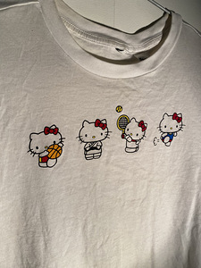 Футболка/топик (2 фото из 3)