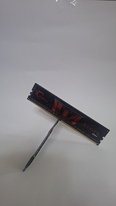 Оперативная память ddr4 16gb(2x8gb) 3200mhz (1 фото из 3)