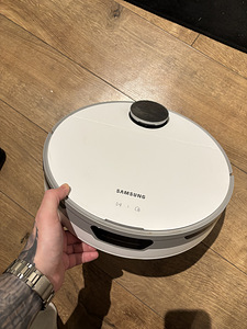 Робот пылесос Samsung jet bot (2 фото из 6)