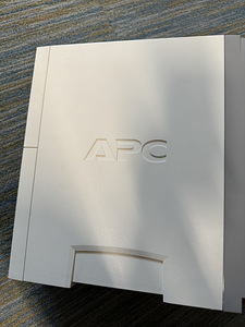 APC Back-UPS RS 1500VA, 230V (4 foto / 4)