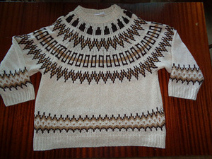 Soe ja pehme "Pull & Bear" kampsun, s.M (1 foto / 9)