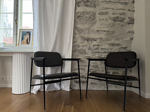 Treimann 2 chairs toolid brand new
