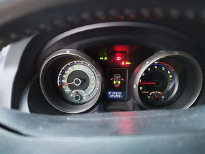 Mitsubishi Pajero 4 (8 foto / 14)