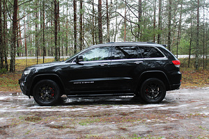 Jeep Grand Cherokee (5 foto / 11)