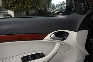 Cadillac BLS (8 foto / 10)