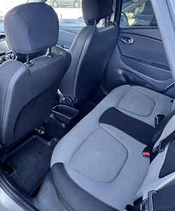 Renault Captur 1.5 66kV Diisel 95g/cm³ (5 foto / 11)