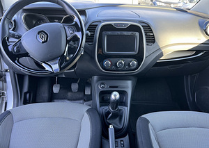 Renault Captur 1.5 66kV Diisel 95g/cm³ (10 foto / 11)