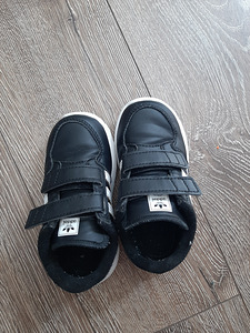 Adidas tossud 24, 15,3 cm (2 foto / 4)