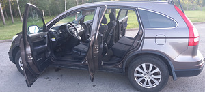 Honda CR-V 2010 (4 foto / 8)