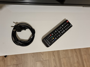 SAMSUNG 55" 4K SMART TV (4 foto / 5)