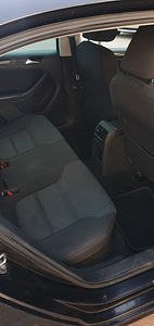 Volkswagen Jetta (8 foto / 15)