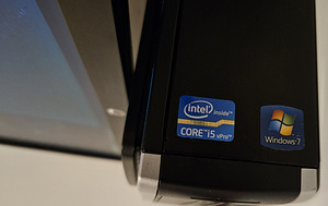 HP 8300 ELITE ULTRA SLIM DESKTOP + HP EliteDisplay E231 (2 foto / 6)