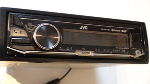 JVC KD-X441DBT (2 foto / 5)