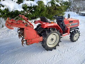 Мини трактор MITSUBISHI MT16 (2 фото из 8)