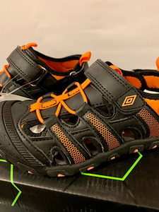 Детские сандалии UMBRO (3 фото из 6)