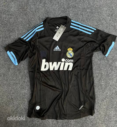 REAL MADRID JERSEY 《2009-2010》 (foto #2)