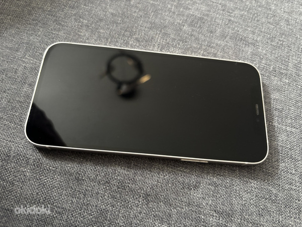 iPhone 12 white 64gb