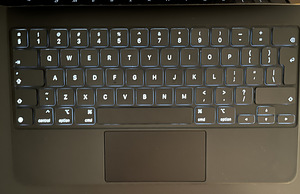 Apple iPad Pro 12.9" Magic Keyboard Black - Int'l English (3 foto / 3)