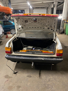 Audi 100 C3 Quattro 2.2T projekt (8 foto / 14)