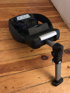 Maxi Cosi Easy Base 2 Подставка детское автомобильное кресло (3 фото из 3)