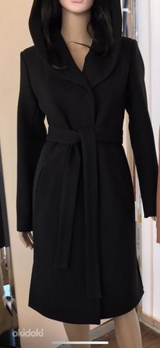 Пальто весеннее новое с капюшоном р 46 чёрное (фото #1)