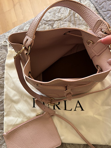 Furla leather bucket bag (3 foto / 4)