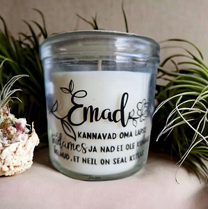 Свеча ароматическая ванили с посланием для мамы