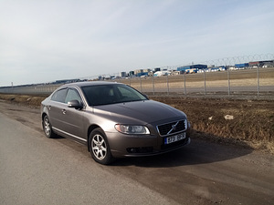 Volvo S-80 (3 foto / 12)