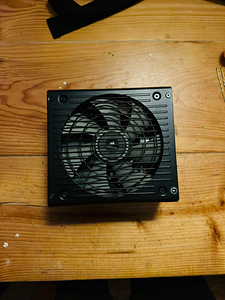 Toiteplokk (PSU) Corsair RM 750X 750 Watt (2 foto / 4)