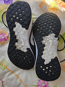Originaalsed Nike Revolution 7 tossud — Suurus 46 (30 cm) (4 foto / 8)