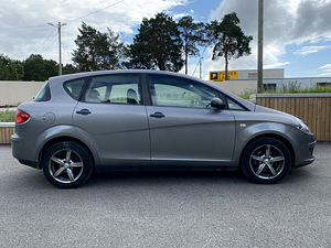 Seat toledo 1.9tdi 77kw (3 foto / 10)