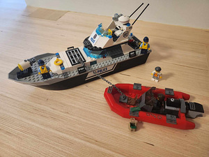 Müüa Lego "politsei patrulllaev" (1 foto / 6)