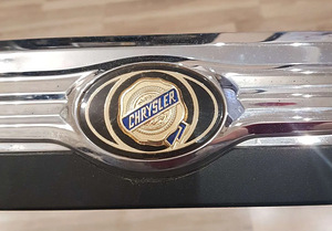 Chrysler Grand Voyager V numbrimärgi viimistlus (3 foto / 10)